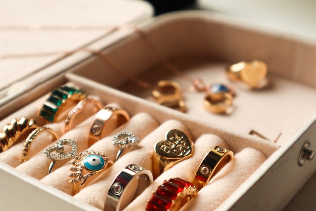 A Sparkling Solution: Jewelry Storage and Organization Ideas - TI.CO