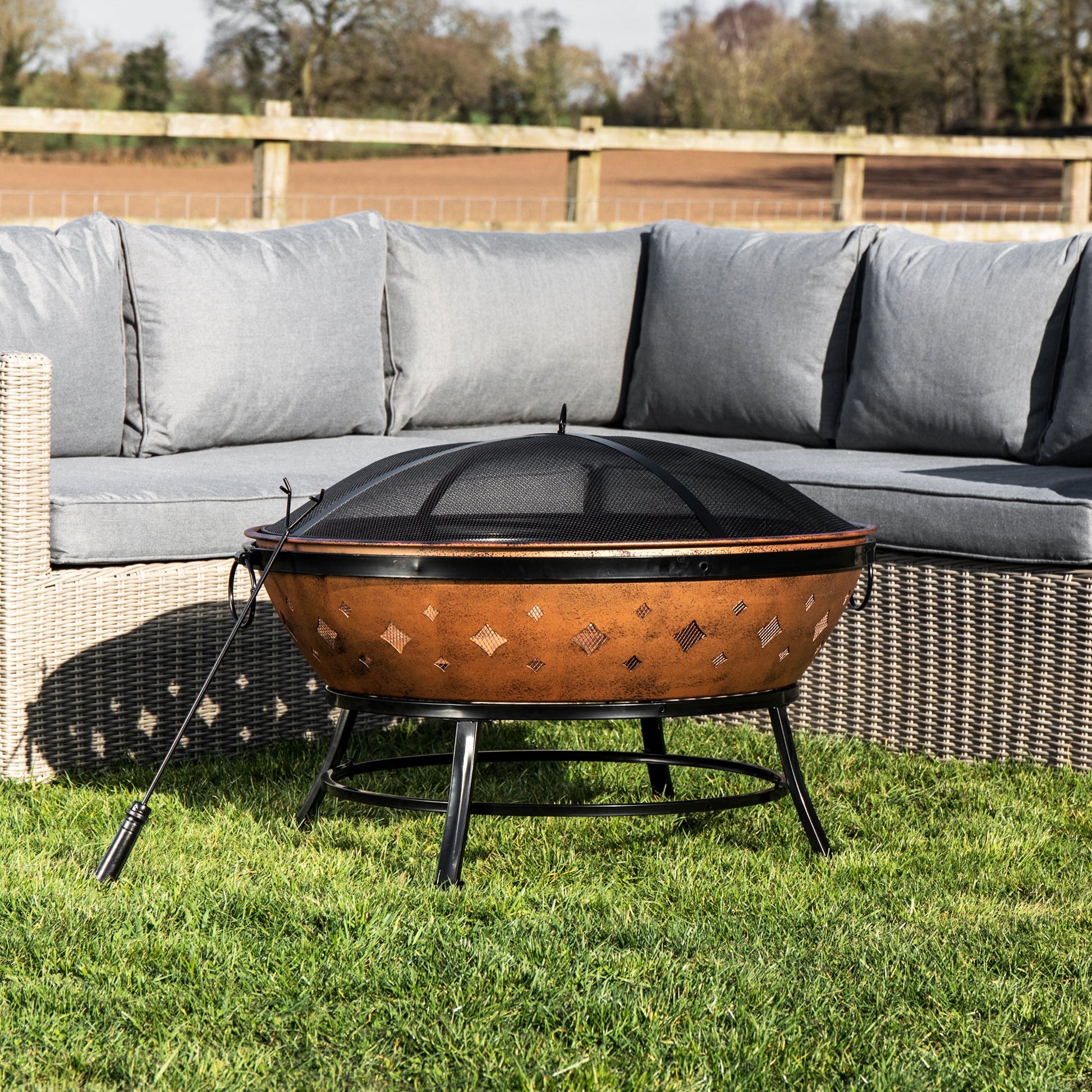 Teamson Home Wood Burning Fire Pit & Accessories - KXX  TI.CO